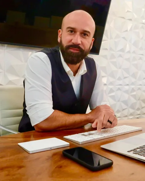 Sam Warrington, Owner TECHSOLUTIONZ